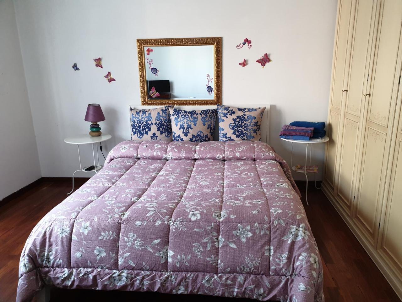 B&B Mary'S House 치암피노 외부 사진